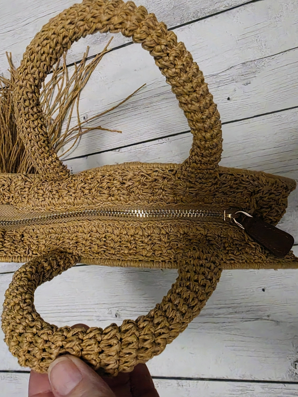 NWT J. Crew Woven Fish-Shaped Fringe Handbag - Raffia - Picture 3 of 7